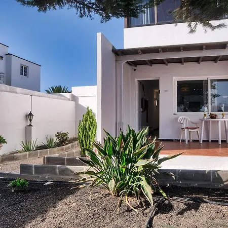 Дом отдыха Zefiro - 500m To The By Lanzarote *