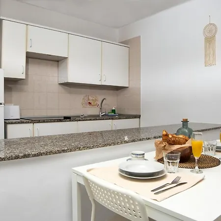 Дом отдыха Zefiro - 500m To The By Lanzarote