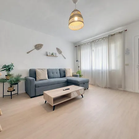 Дом отдыха Zefiro - 500m To The By Lanzarote Пуэрто дель Кармен